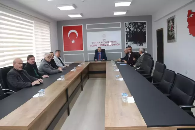Taşova ilçesinde otobüslerde emniyet kemeri kullanımı değerlendirildi