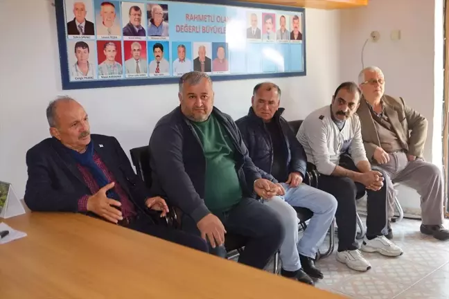 İYİ Parti Fethiye Belediye Başkan Adayı Behçet Saatcı, Toplu Taşıma Kooperatiflerini Ziyaret Etti