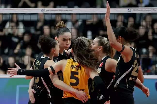 VakıfBank, CEV Şampiyonlar Ligi'nde İtalya'ya yenildi