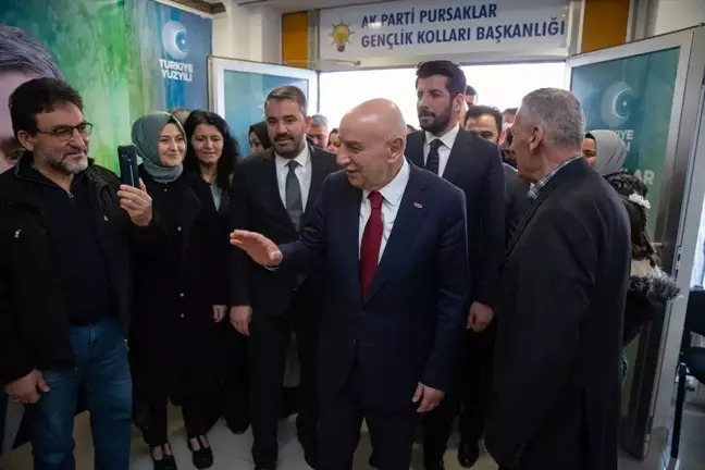 Turgut Altınok, Ankara'da AK Parti ve MHP İlçe Başkanlıklarını Ziyaret Etti