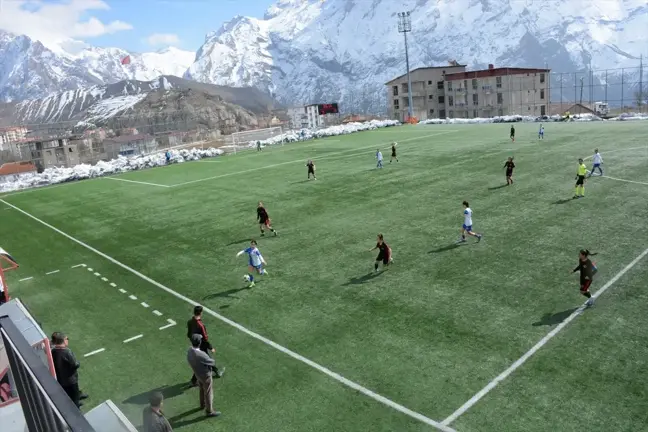 Yüksekova Belediyespor Silopi Belediyesi'ni 6-0 Mağlup Etti