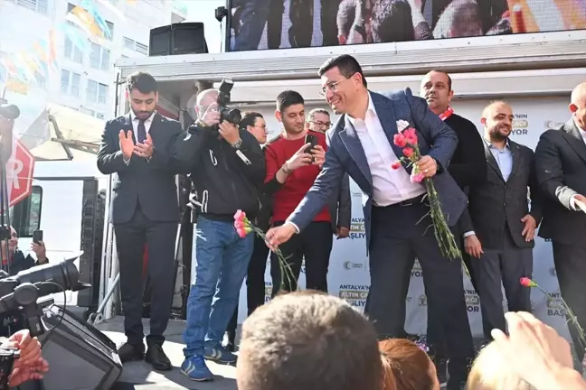 Cumhur İttifakı Antalya Büyükşehir Belediye Başkan Adayı Hakan Tütüncü, Kırcami'nin imar sorununu çözeceklerini ifade etti