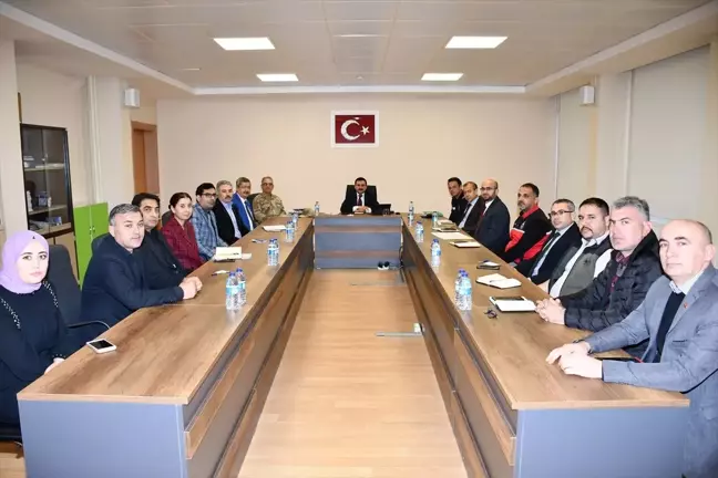 Belen Kaymakamı Mahmut Sami Yılmaz Başkanlığında İlçe İdare Şube Başkanları Toplantısı Yapıldı