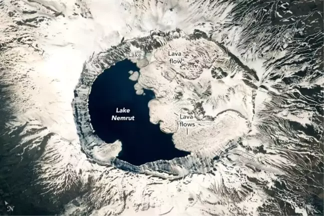 NASA Astronotlarından Nemrut Krater Gölü'nün Uzaydan Fotoğrafı