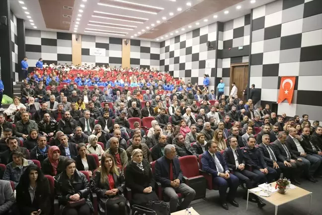 Diyarbakır'da 110 Okula Spor Malzemesi Desteği Verildi