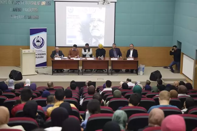 Edirne'de Sezai Karakoç'un Fikirleri ve Hayata Bakış Açısı Anlatıldı