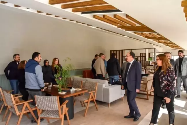Bilecik Şeyh Edebali Üniversitesi'nde Akademik Salon Açıldı