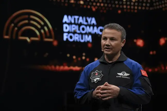 Türkiye'nin ilk astronotu Alper Gezeravcı: Uzay ekosisteminde bu kadar hızlı giren başka bir ülke yok