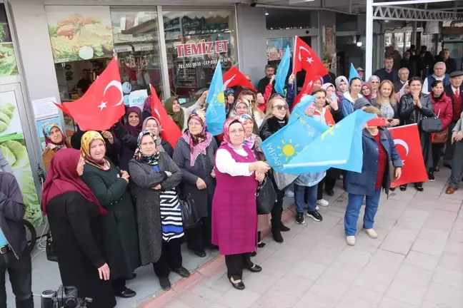 İYİ Parti Seçim Bürosu Taşova'da Açıldı