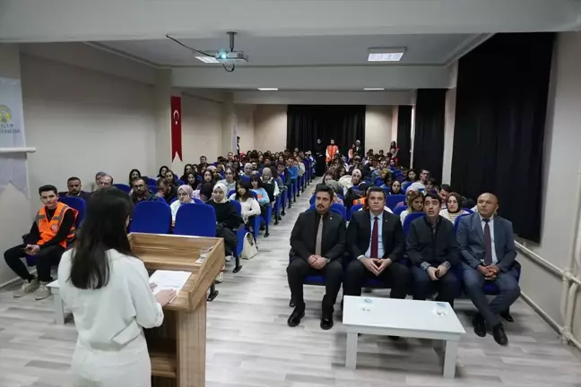 Bozkır'da Deprem Eğitimi Düzenlendi