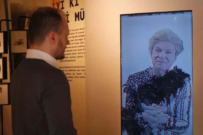 Zeki Müren'in Bursa Kent Müzesi'nde Özel Sergisi Açıldı