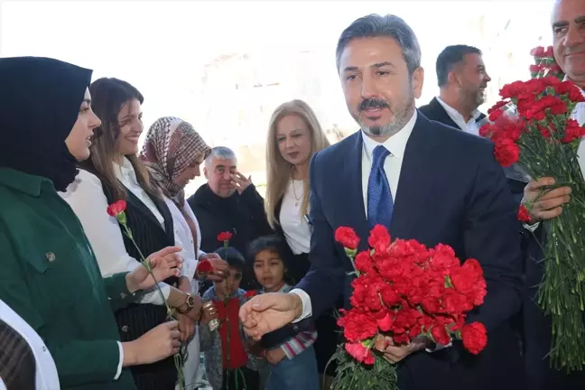 Bakan Yardımcısı Ahmet Aydın, Adıyaman'da Kadın Gelişim Merkezi'ni ziyaret etti