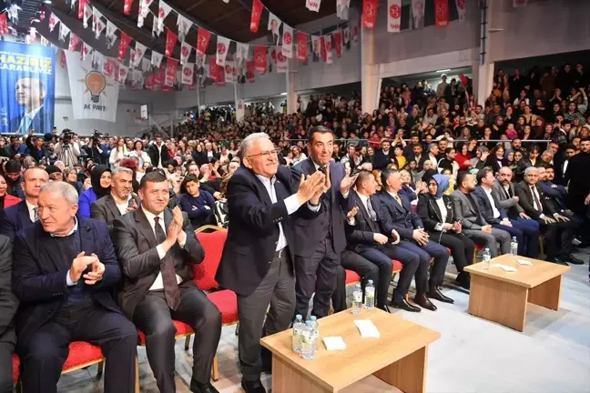 Kayseri Büyükşehir Belediye Başkanı Memduh Büyükkılıç, Bünyan'da projeleri tanıttı