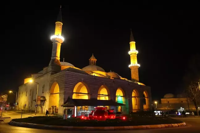 Trakya'da Camilerde Ramazan Ayının İlk Teravih Namazı Kılındı