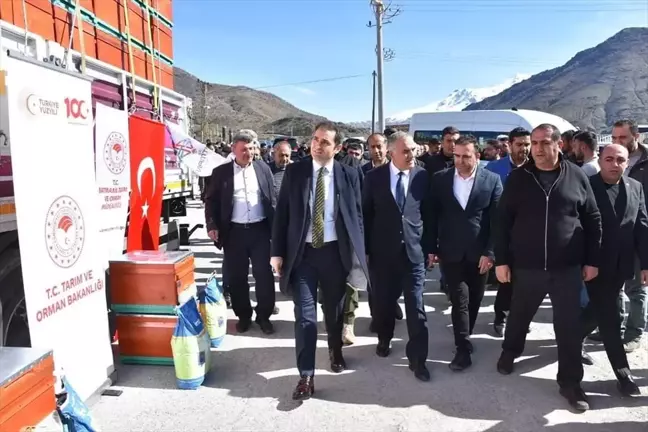 Batman'ın Sason ilçesinde 306 üreticiye fenni kovan dağıtıldı