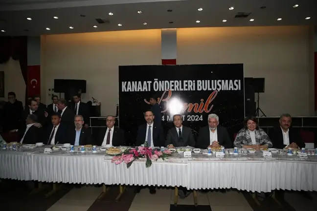 Enerji ve Tabii Kaynaklar Bakanı Alparslan Bayraktar, Gabar'da Türkiye'nin en büyük petrol keşfini yaptıklarını açıkladı