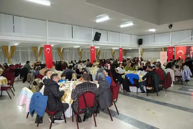 Karaman Valisi Hüseyin Engin Sarıibrahim, doktorlarla iftarda buluştu
