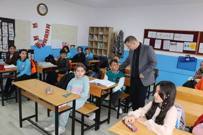 Of Kaymakamı Eskipazar İlk-Ortaokulunu Ziyaret Etti