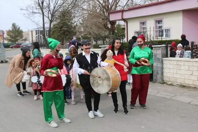 Şarkışla'da Anaokulu Öğrencilerinden Ramazan Etkinliği