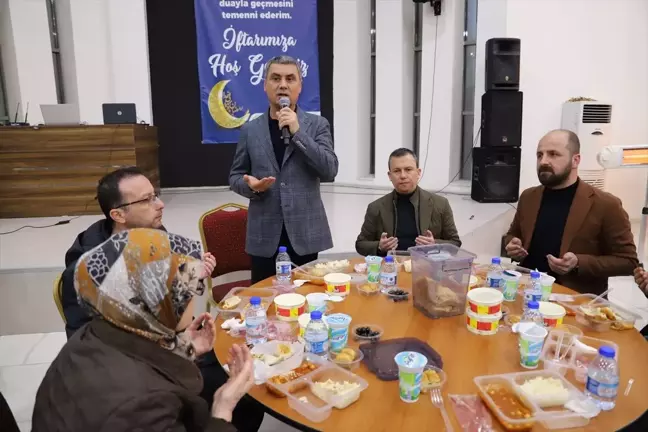 AK Parti Genel Sekreteri Fatih Şahin Gölbaşı'nda iftar programına katıldı