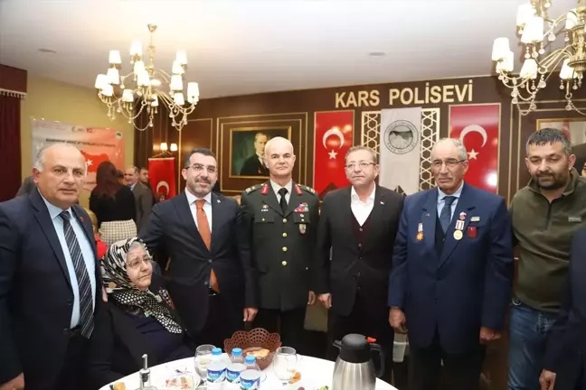 Kars'ta Şehit Aileleri ve Gaziler İçin İftar Programı Düzenlendi