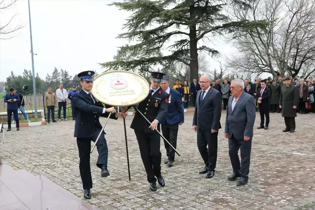 Lüleburgaz'da Şehitleri Anma Günü ve Çanakkale Deniz Zaferi töreni düzenlendi