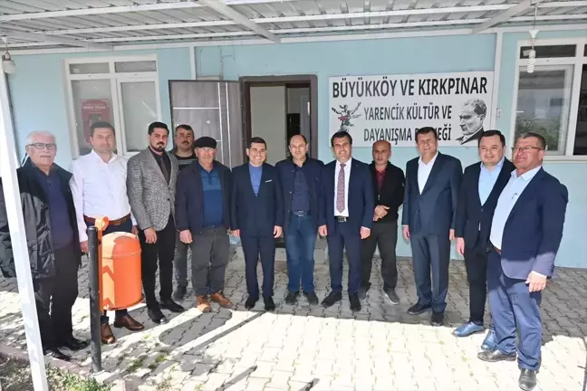 Cumhur İttifakı'nın Antalya Büyükşehir Belediye Başkan adayı Hakan Tütüncü köyleri ziyaret etti