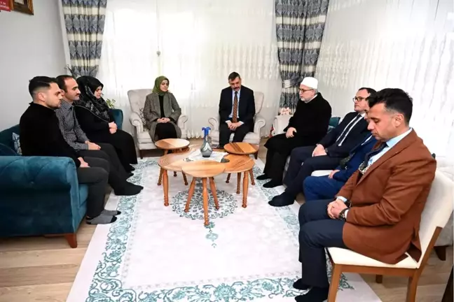 Vali Mustafa Çiftçi, Şehit Piyade Er Sezai Ekşioğlu'nun ailesini ziyaret etti