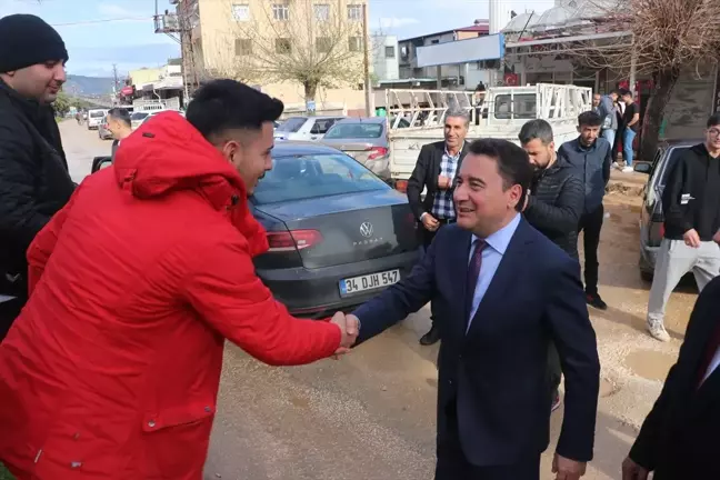 DEVA Partisi Genel Başkanı Ali Babacan Hatay'da seçim çalışmalarına devam ediyor