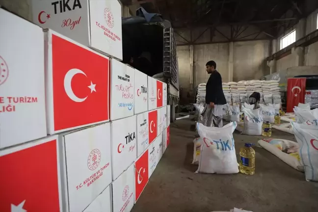 TİKA, Afganistan'da 800 aileye gıda desteği sağladı