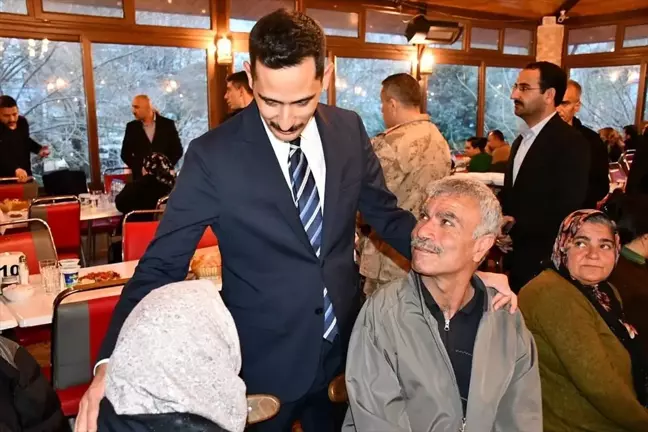 İslahiye Kaymakamı Mehmet Soylu, engellilerle iftar programında buluştu