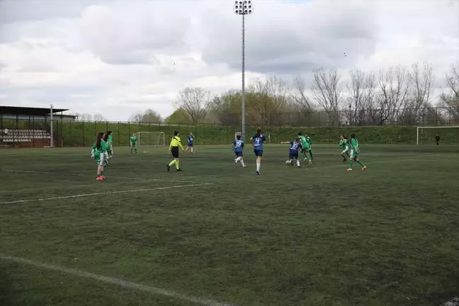 Okul Sporları Yıldızlar Futbol Grup Müsabakaları Başladı
