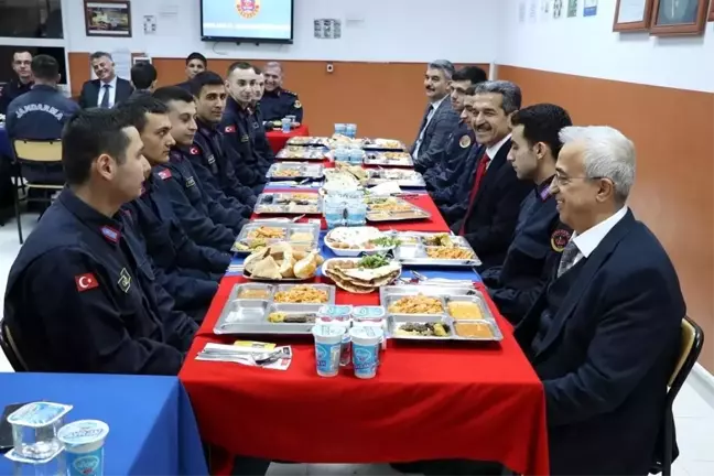 Kırklareli Valisi Birol Ekici Jandarma Personeli ile İftarda Buluştu