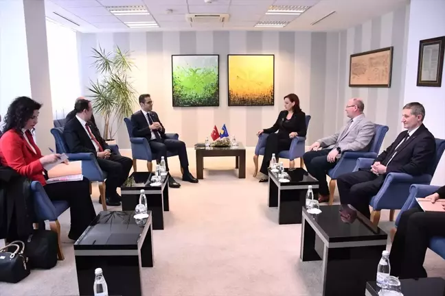 Dışişleri Bakan Yardımcısı Yasin Ekrem Serim Kosova'da Temaslarda Bulundu