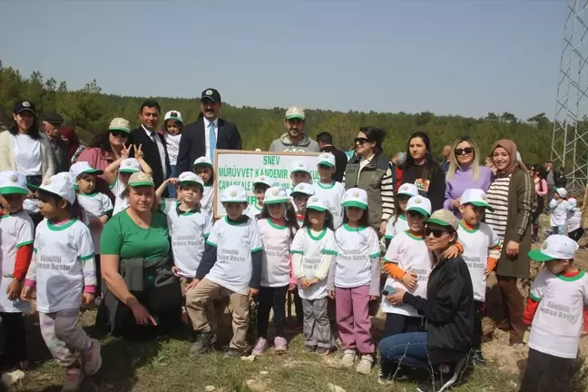 Mersin'de Anaokulu Öğrencileri Fidan Dikme Etkinliği Düzenledi