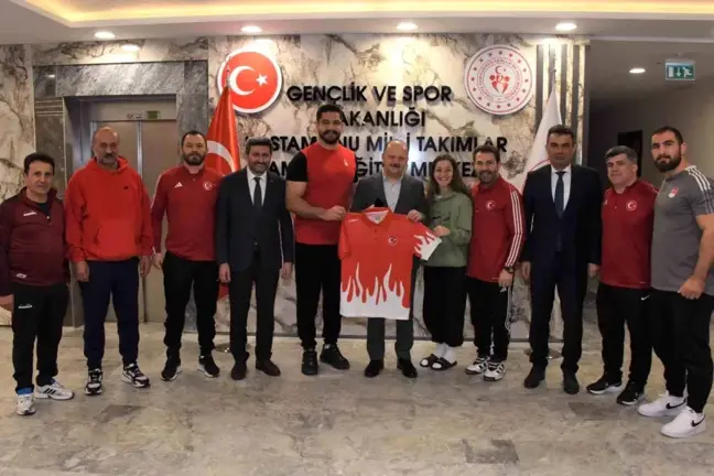 Kastamonu Valisi Meftun Dallı, Milli Sporcularla İftar Yemeğinde Buluştu