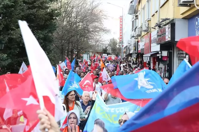 Eskişehir'de Cumhur İttifakı Kortej Yürüyüşü Gerçekleştirildi