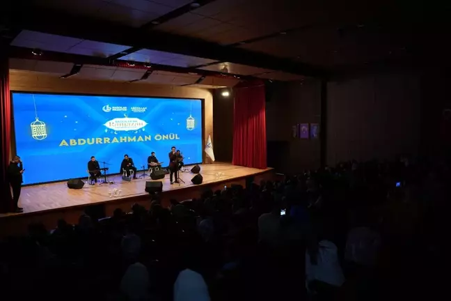 Abdurrahman Önül, Bağcılar Belediyesi Ramazan etkinliğinde sahne aldı