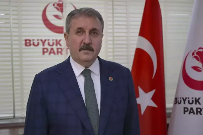 BBP Genel Başkanı Mustafa Destici: 'Yerel seçimlere oy hesabıyla girmediğimizi düşünüyorum'