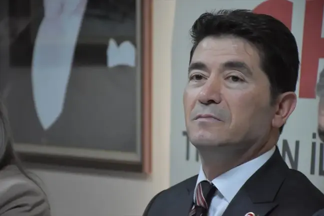 Trabzon'da CHP Adayı Ahmet Kaya Ortahisar Belediye Başkanlığını Kazandı