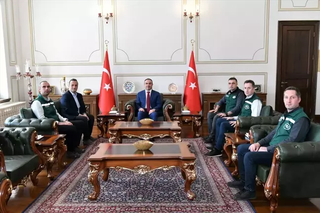 DSİ Genel Müdür Yardımcısı Tekirdağ Valisi'ni ziyaret etti