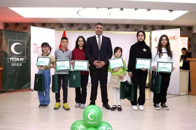 Düzce'de Sağlıklı Nesil Sağlıklı Gelecek Yarışması Ödül Töreni