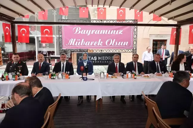 Afyonkarahisar'da Ramazan Bayramı Bayramlaşma Programı Gerçekleştirildi