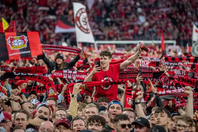 Bayer Leverkusen Bundesliga'da Şampiyonluğunu İlan Etti