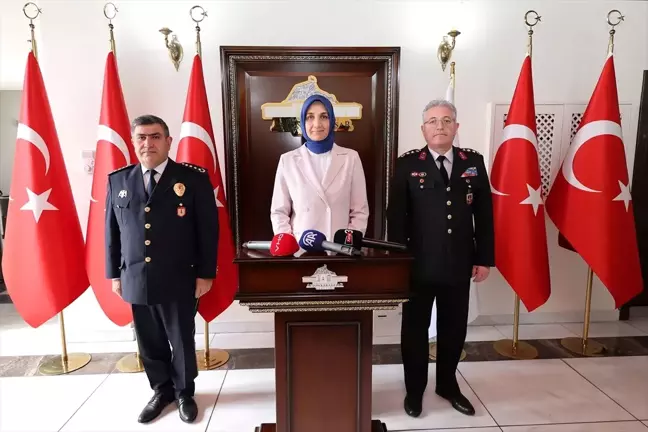 Afyonkarahisar Valisi Asayiş Çalışmalarını Değerlendirdi