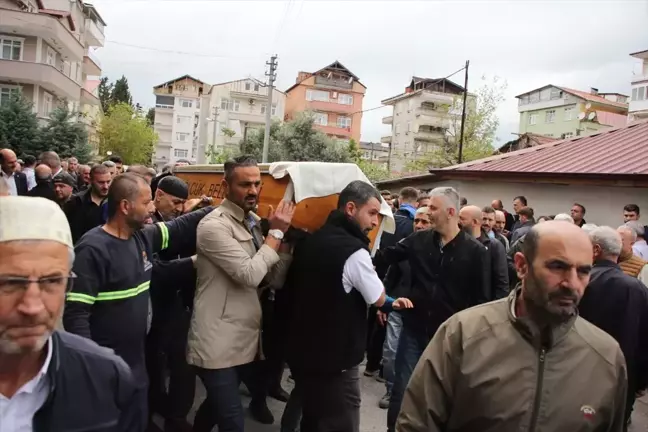 Define arama sırasında hayatını kaybeden baba ve oğlu toprağa verildi