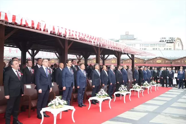 Hükümlü ve Tutukluların Ürettiği Ürünlerin Sergilendiği İşyurtları Fuarı Açıldı