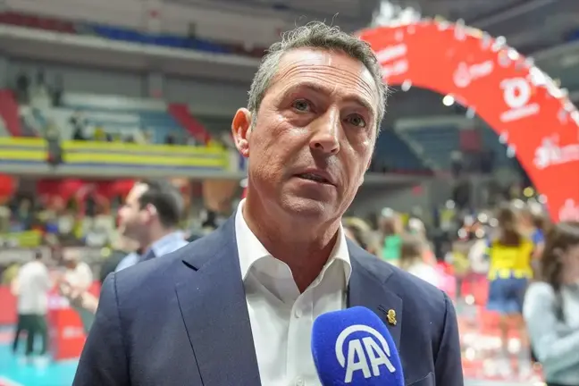 Fenerbahçe Başkanı Ali Koç, Voleybol Şampiyonluğunu Kutladı