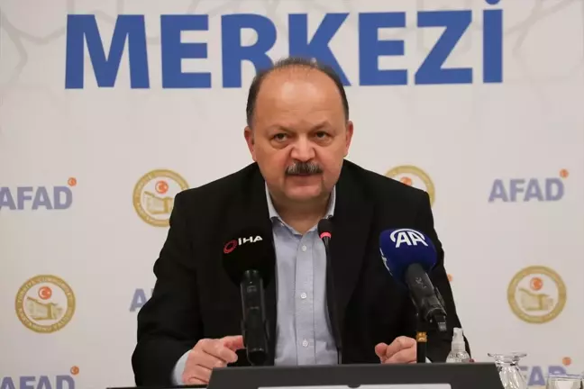 Kastamonu'da meydana gelen fırtınada 296 ihbar alındı