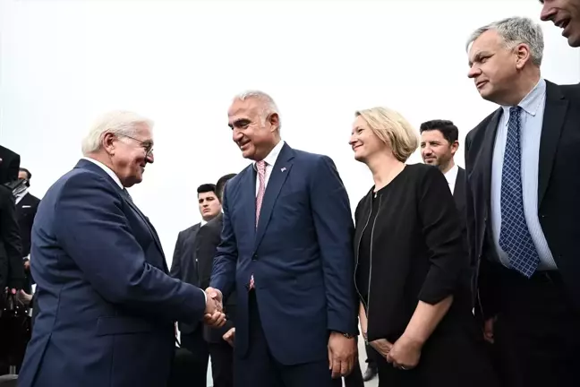 Almanya Cumhurbaşkanı Steinmeier: Almanya ve Türkiye 100 yıldır birbirlerine sıkı sıkıya bağlı
